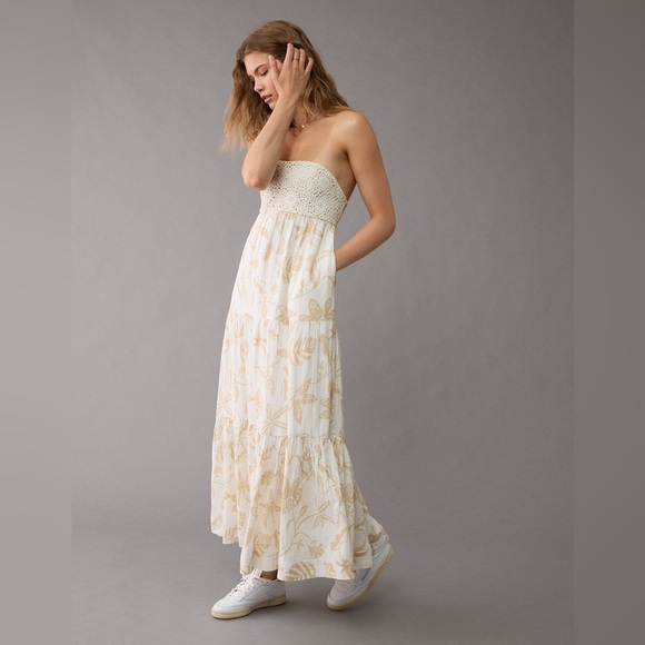 American Eagle Outfitters Dresses & Skirts - American Eagle Smocked Strapless Maxi Dress Cream Floral M